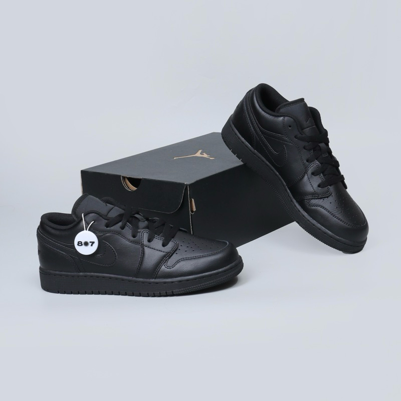 Air Jordan 1 Low Triple Black GS Women