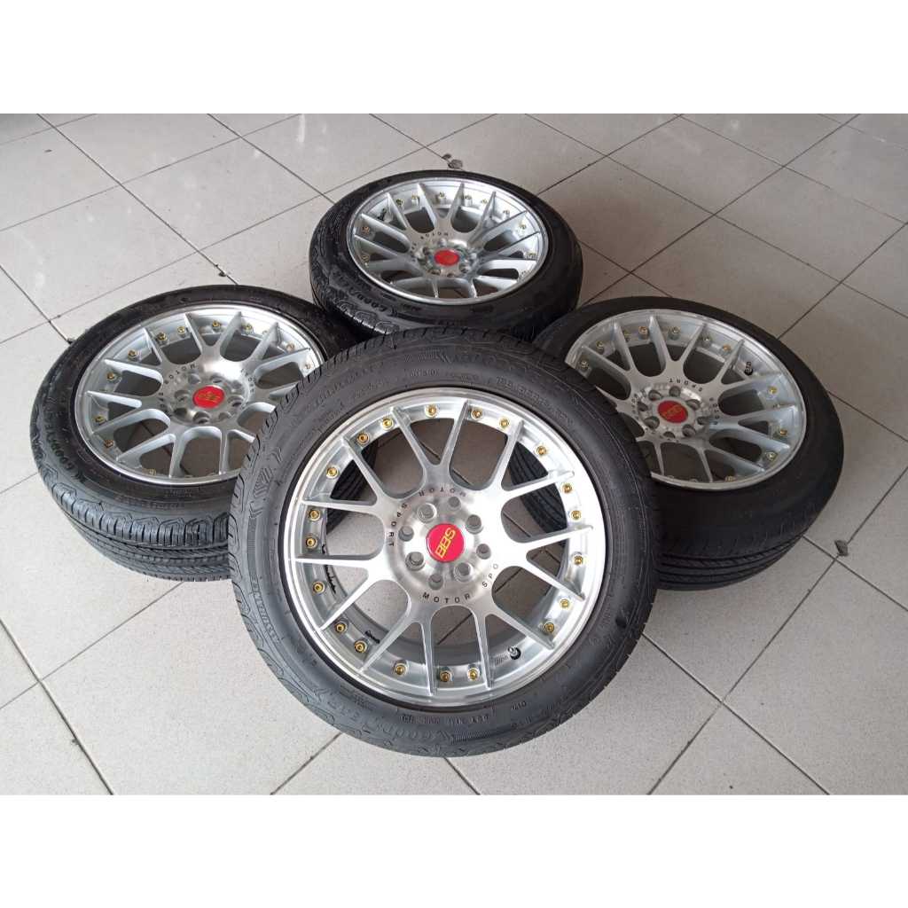 Velg Rcing Murah Bekas BBS Ring 16 Lebar Depan 7,5 Inch Lebar Belakang 8,5 Inch Hole 4 x 100 Dan 4 x