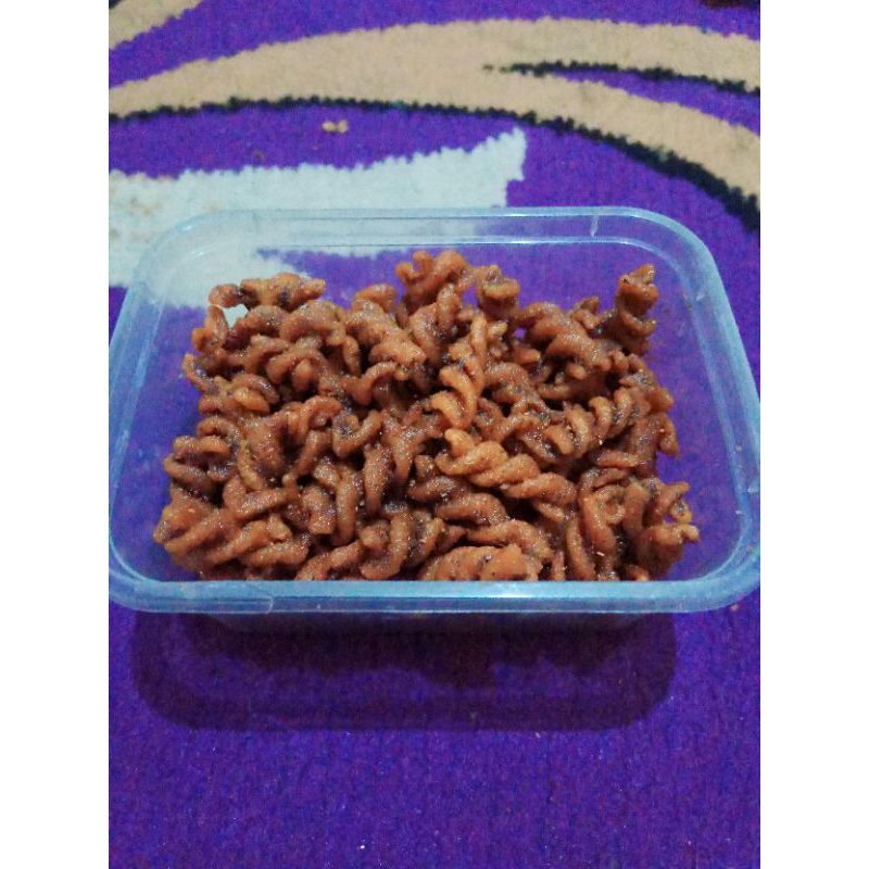 

Makroni Pedas