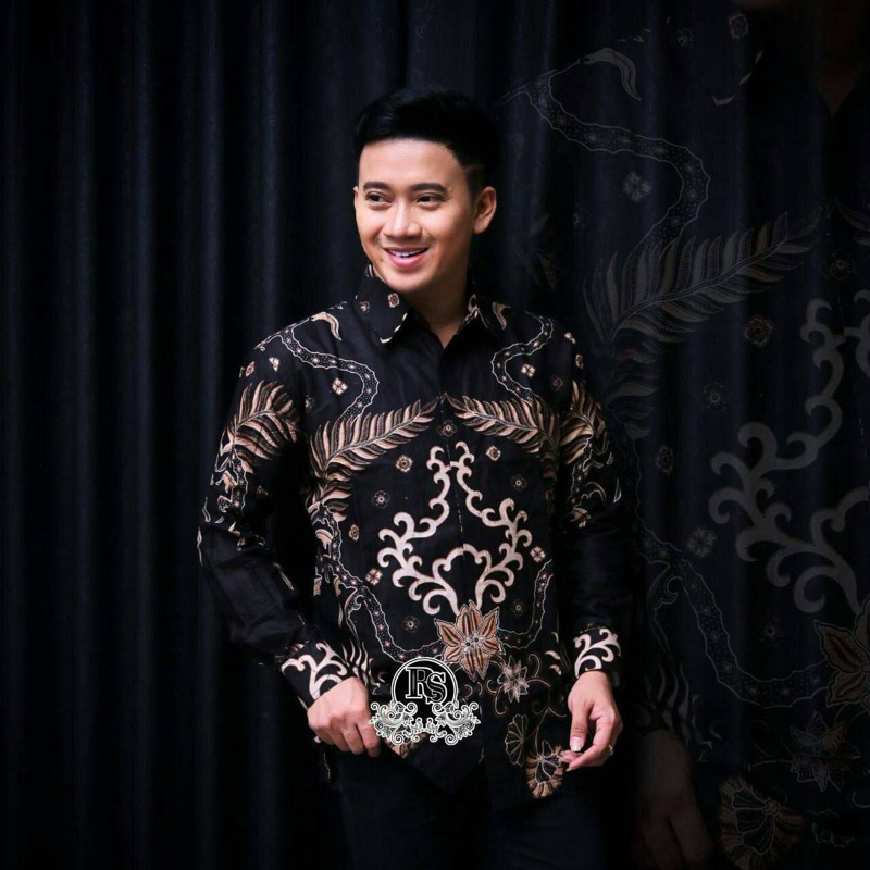 Kemeja batik pria lengan panjang motif kenzo