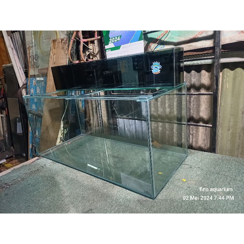 aquarium kaca 120x50x50 full 10mm plus top filter