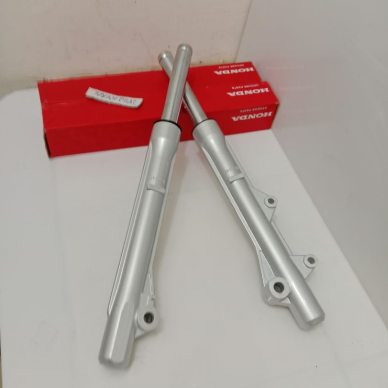 Shock depan Revo lama Revo lama Revo lama Revo lama komplit kph