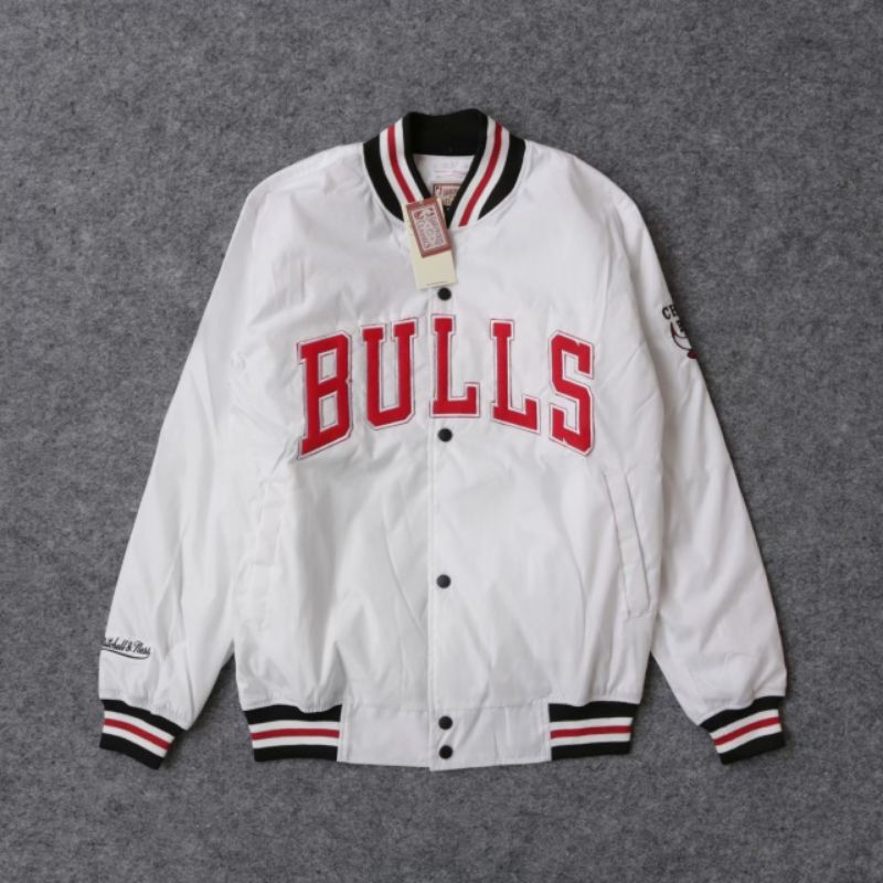 VARSITY BOMBER NBA CHICAGO BULLS VINTAGE MIRROR FULL TAG MURAH