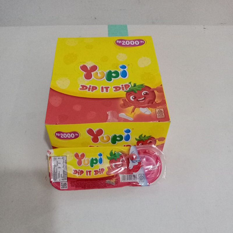 

YUPI DIP IT DIP 1BOX ISI 12PCS