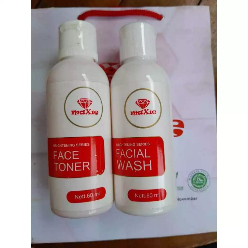Mexie GlowToner &facial wash