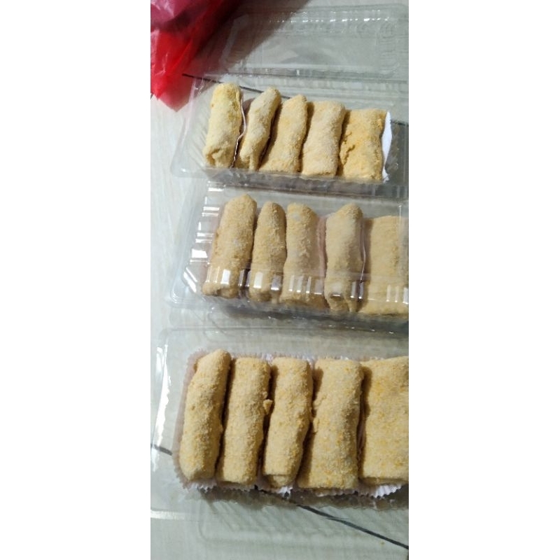 

Risol Frozen isi rogut ayam/ sosis mayonaise/ bihun kemasan 5 pcs