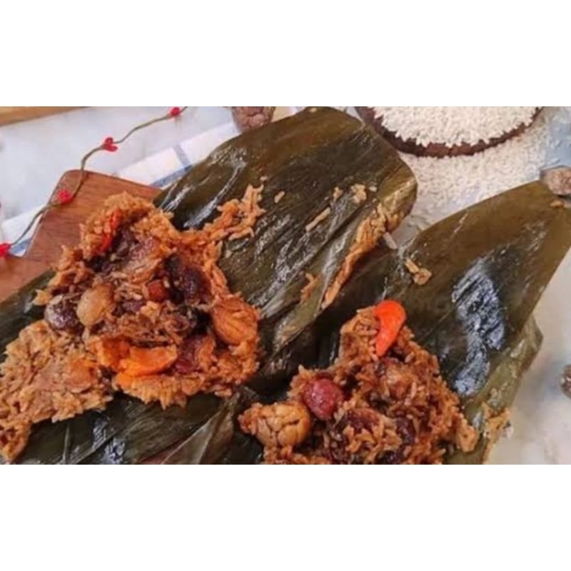 

Bakcang/bacang ketan medan KOMPLIT