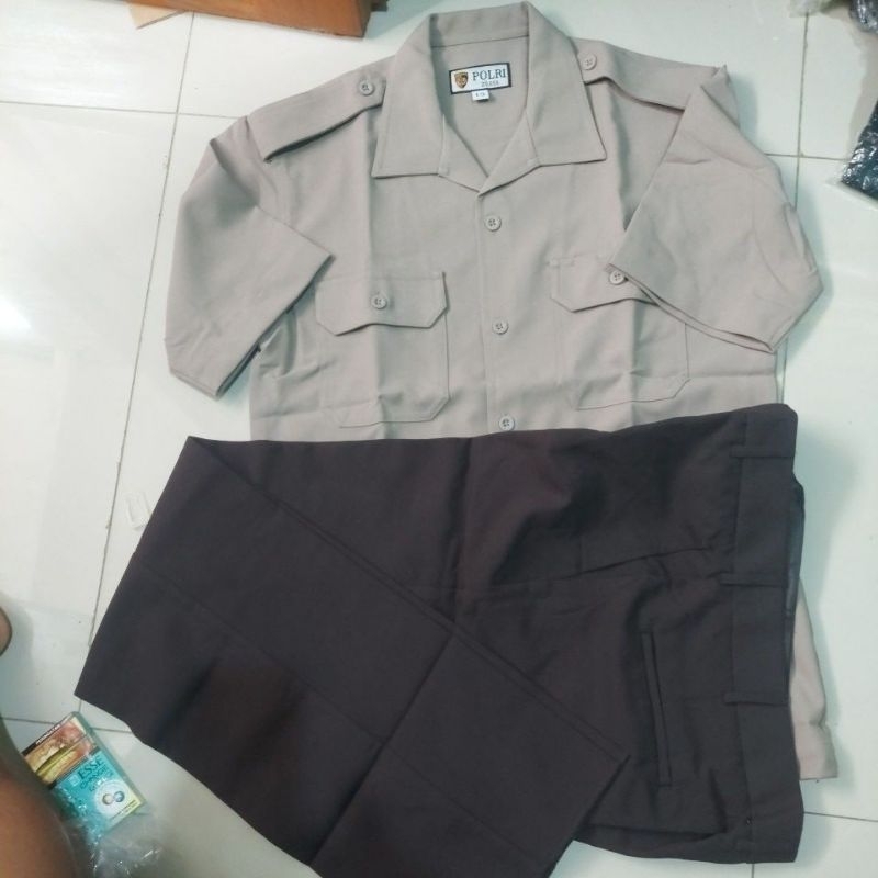 SETELAN SERAGAM PDH jatah polri