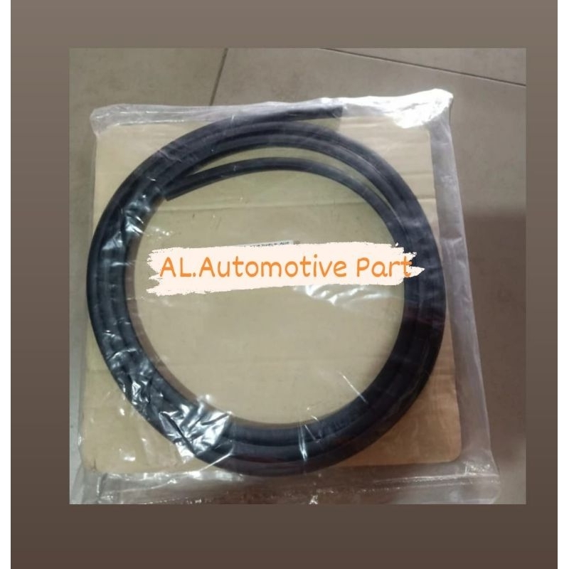 Damkit kaca Depan Fortuner 2008-2015 Original