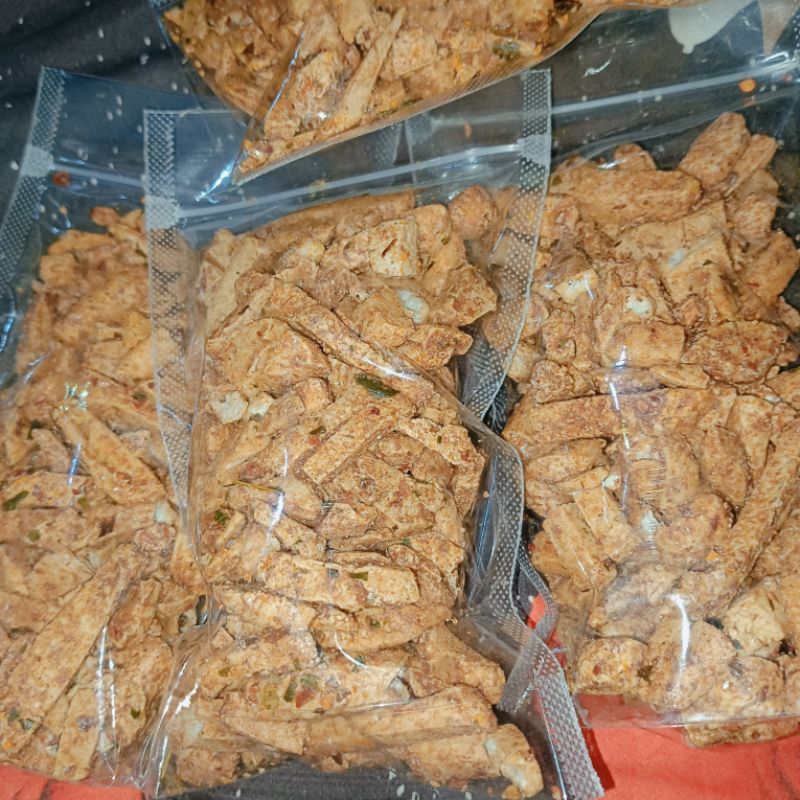 

READY YAA✅✅✅stok basreng rasa pedas daun jeruk