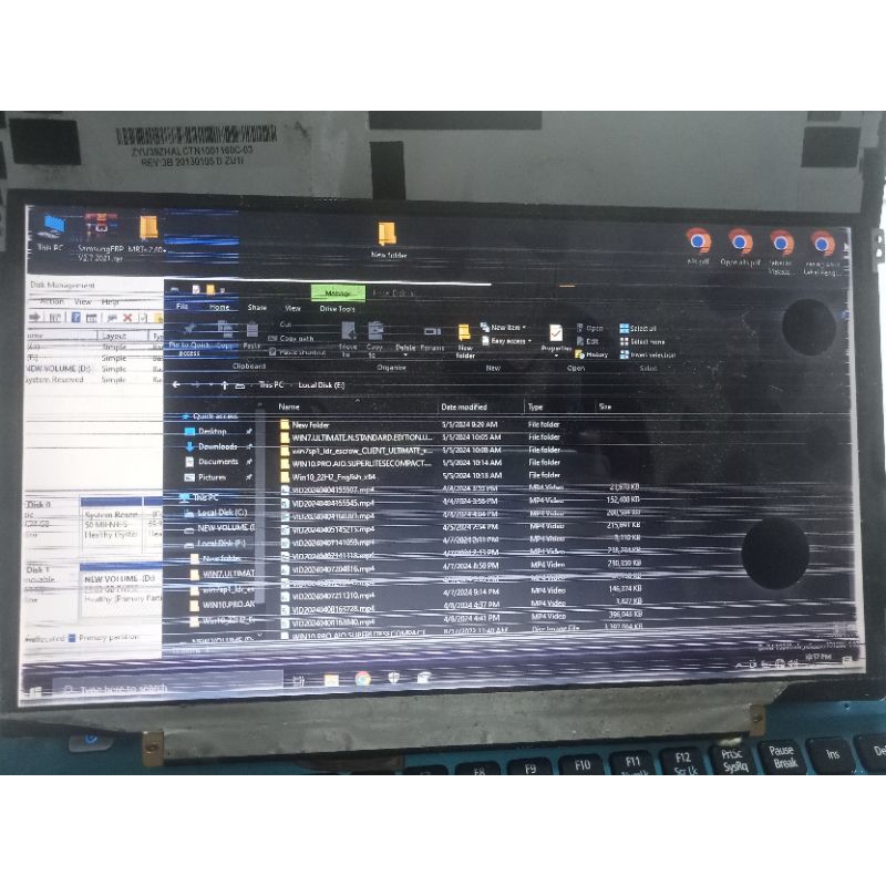 LCD LAPTOP 11.6 INC BERGARIS TOMPEL HITAM