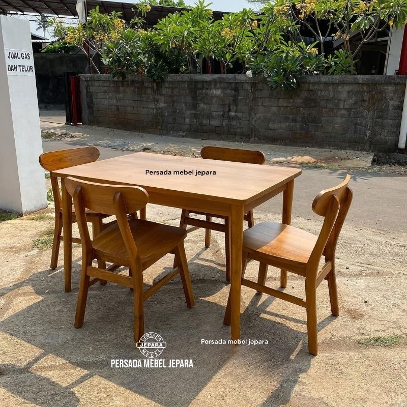 Meja makan retro / Meja makan jati / Meja makan minimalis / Meja makan / Meja / Meja jati / Meja min