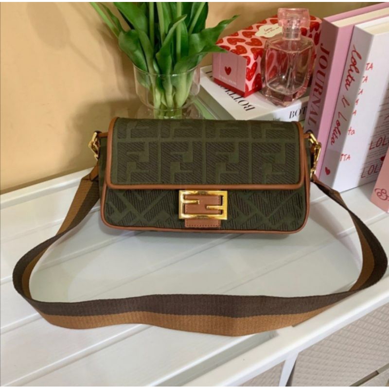 Tas Fendi original