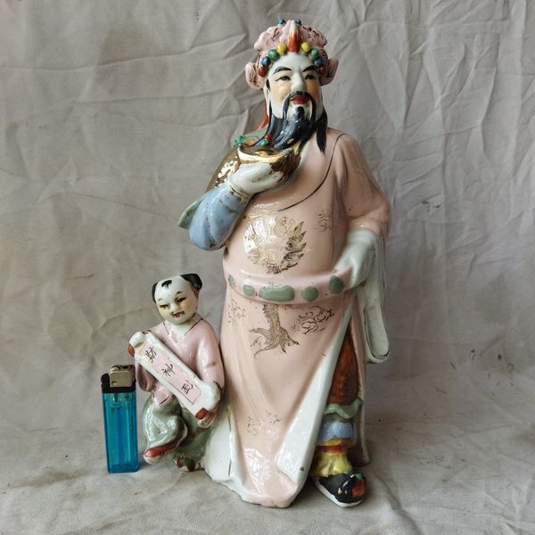 Pajangan Patung Keramik Dewa Chai Shen