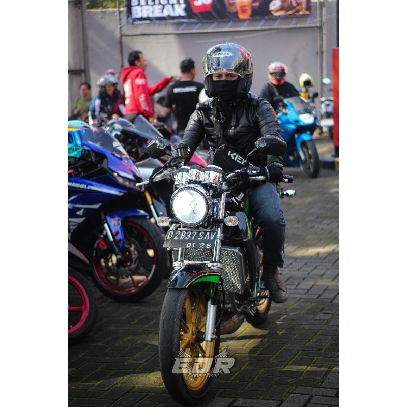 KAOS KENZO KAOS PRIA KENZO KAOS BEST SELLER KENZO PARIS FULL BORDIR/SULAM BENANG KAOS TSHIRT BEST SE