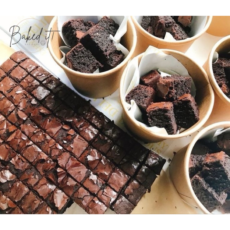 

Fudgy Brownies Bites (isi 16 potong)