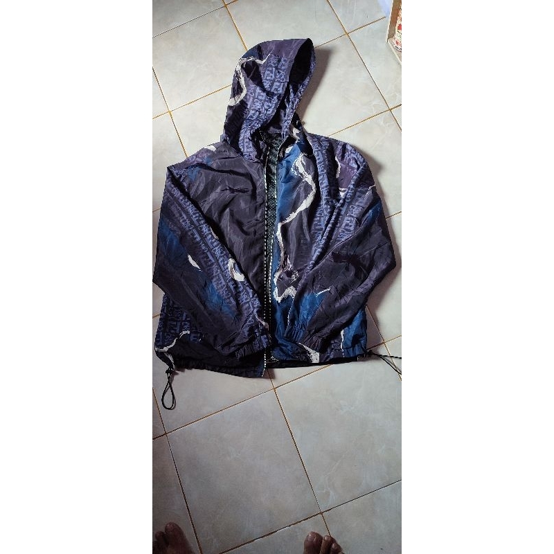 JAKET WINDBREAKER FENDI ORIGINAL