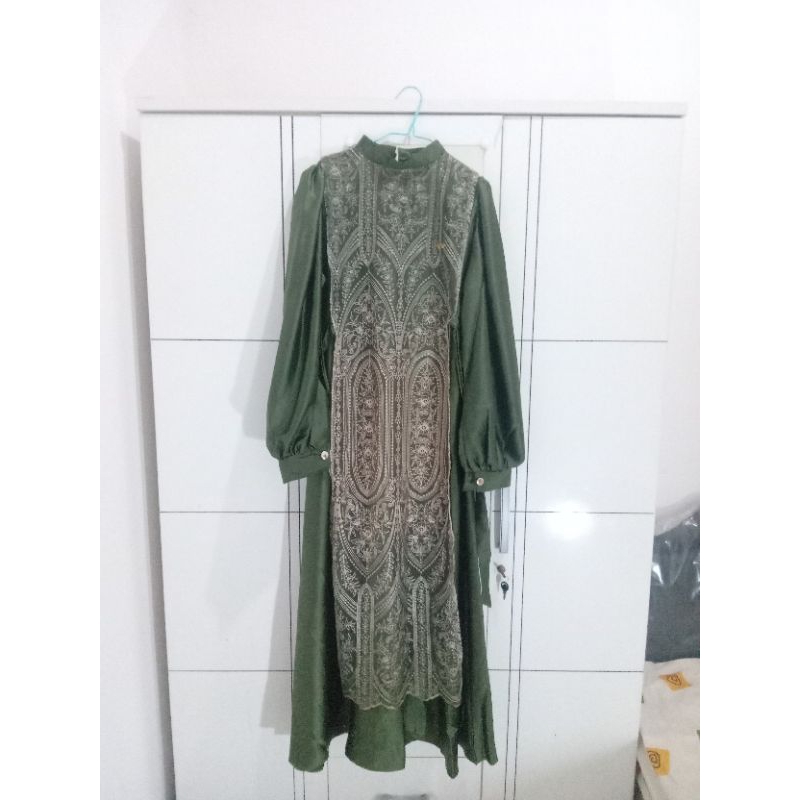 [NEW/BARU] Dress Glamour Italian Silk with Brukat. Gamis Hajatan / Kondangan / Arisan / Baju Pesta W