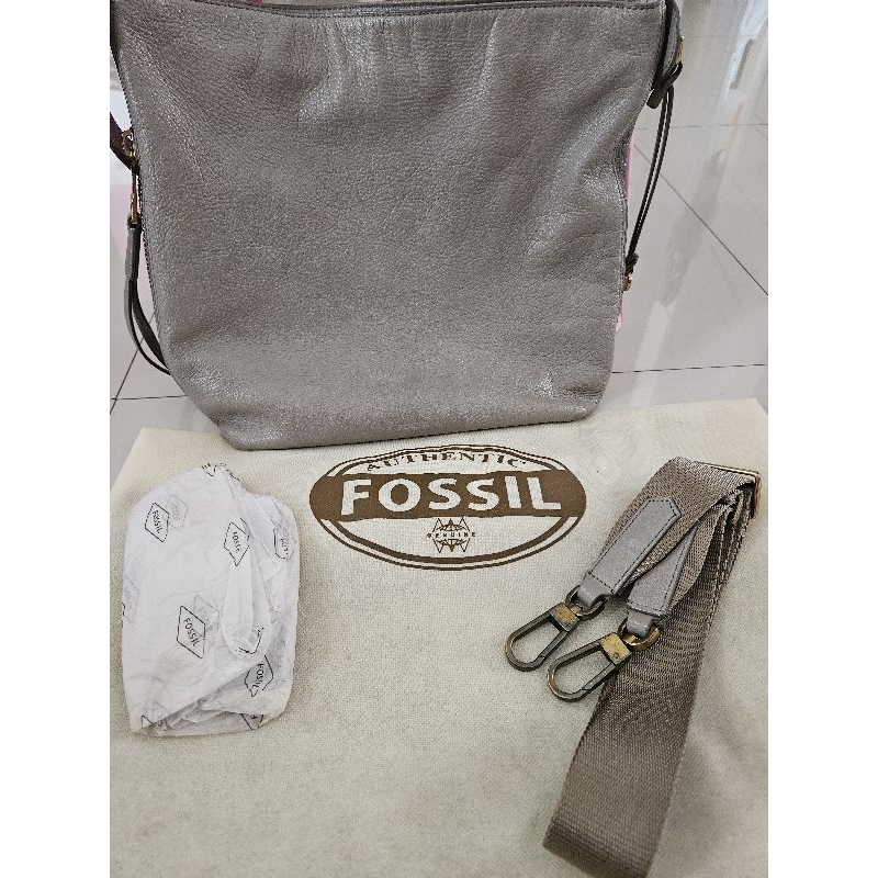 (Preloved) Fossil Hobo bag Maya