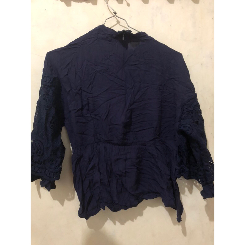 Blouse brukat pendek ukuran s preloved