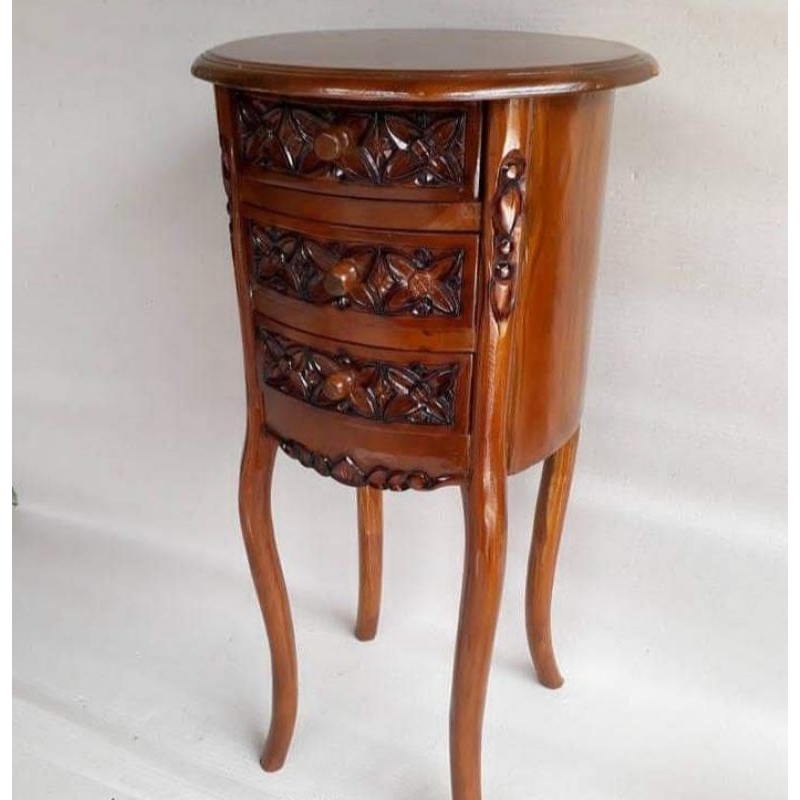 nakas bulat ukir kayu jati/ nakas ukir