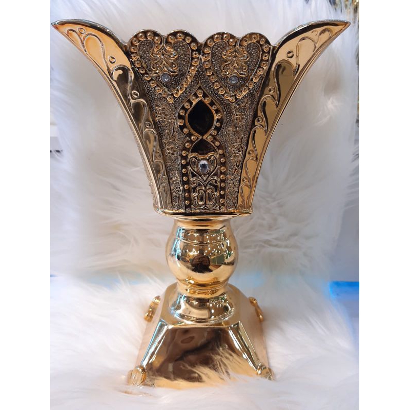 pembakaran/Mabkara gaharu, bukhur