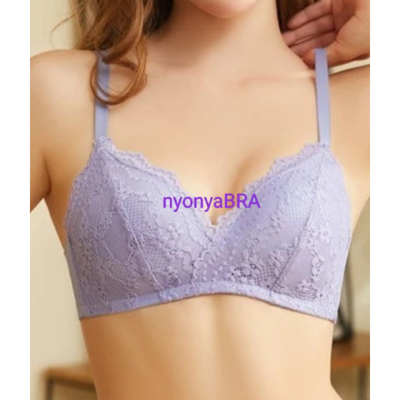 Young curves bra tanpa kawat 32,36B, C03-10360