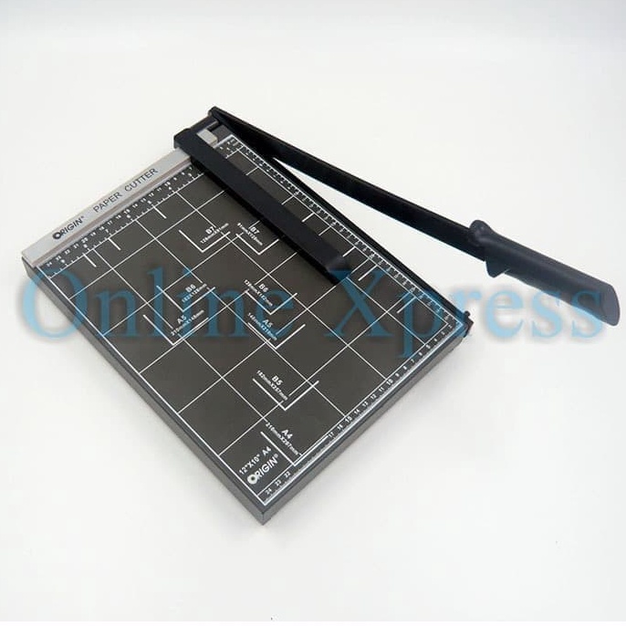 

KODE J5U9 Alat Pemotong Kertas Paper Cutter F4 Dark Grey Origin