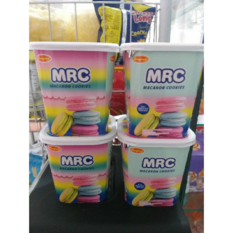 

kue makaron MRC