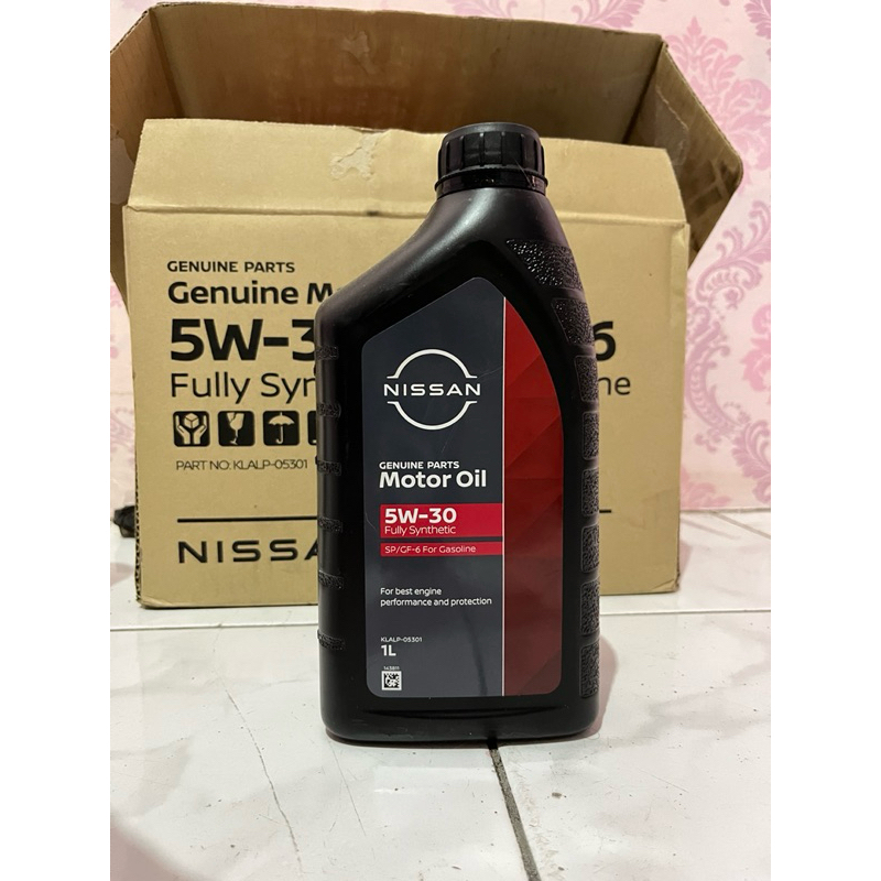 Oli mesin Nissan 5W-30
