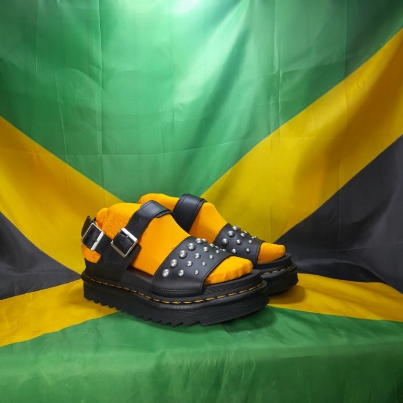 dr.martens voss stud sandals