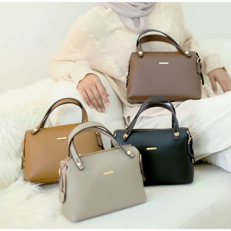 [ORIGINAL] Flicka Sling Bag Kode S 135 / Tas Selempang Wanita / Tas Flicka / Tas wanita