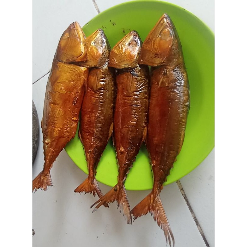 Ikan kembung asap jumbo premium