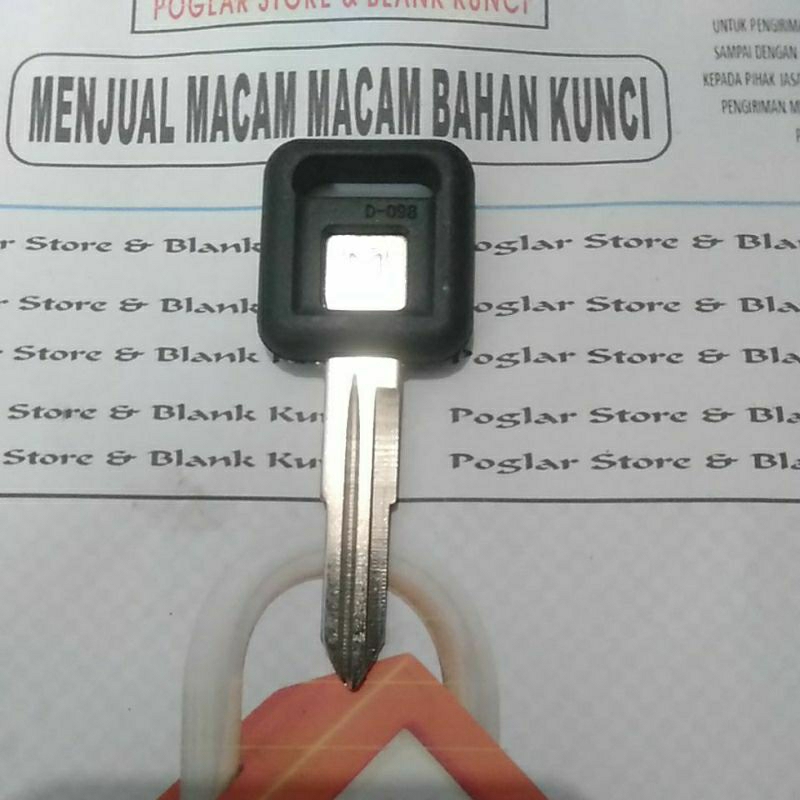 Bahan kunci Mobil Panther Karet