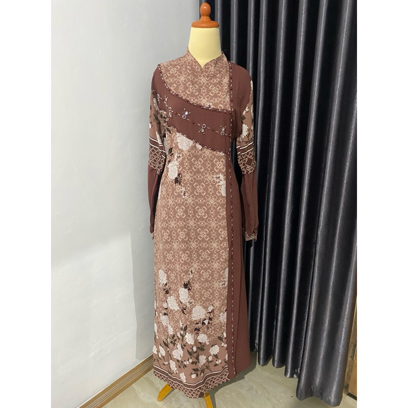 Gamis Benita Moute