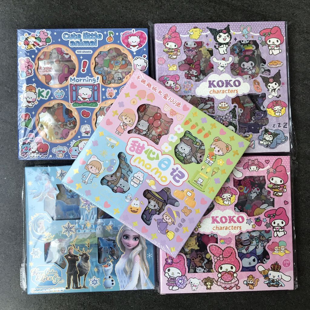 

STICKER KARAKTER 1 BOX ISI 100 LEMBAR KARTUN KARAKTER MOMO / BT21 / KUROMI / FROZEN / MELODY STICKER BUKU HIASAN ANAK