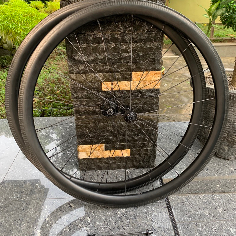 Wheelset avian carbon 380mm