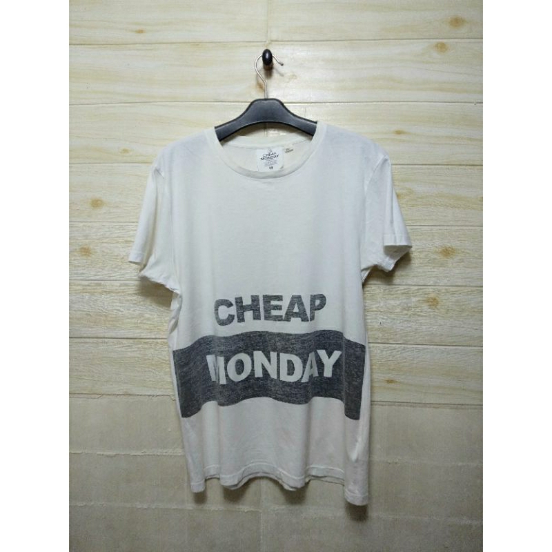 kaos Kaus Second CHEAP MONDAY