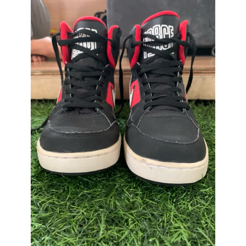 secondnike mid son of force bred