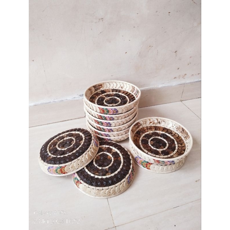 sodan batok kelapa  uk 20cm