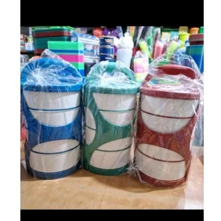 rantang plastik 4 susun