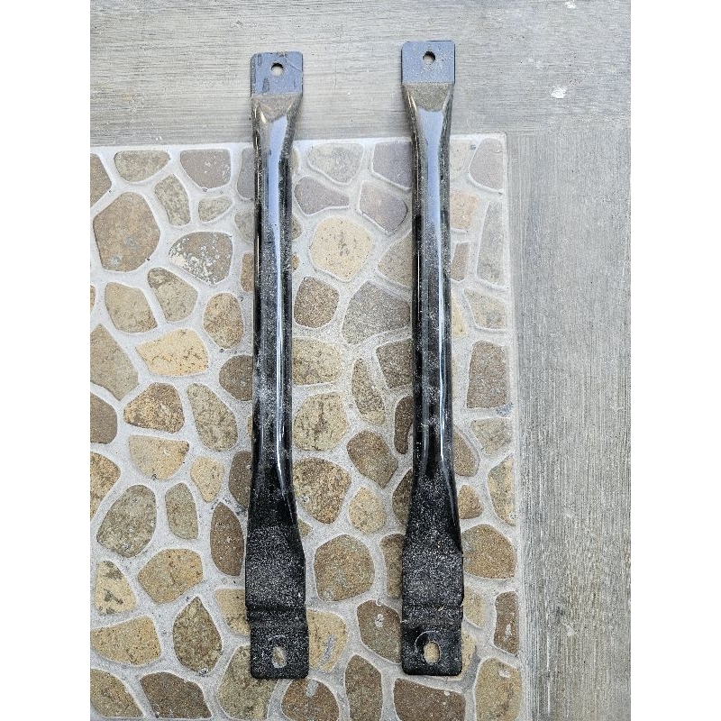 Besi Pelindung Kaca Belakang GranMax PU