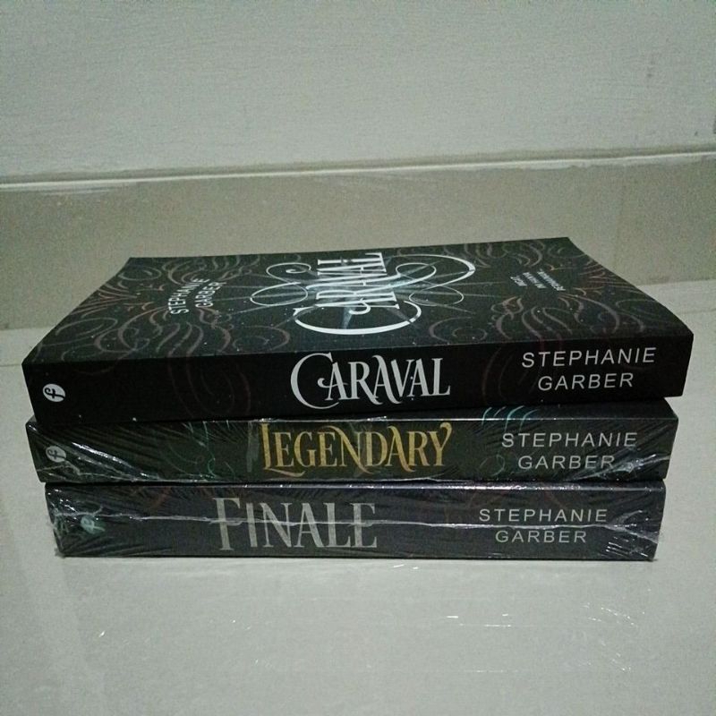 Novel Preloved Caraval Series versi terjemahan