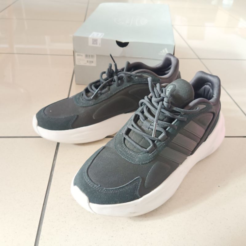 Sepatu Olahraga Adidas Pria Sepatu Running Adidas Mozelle ORI Japan