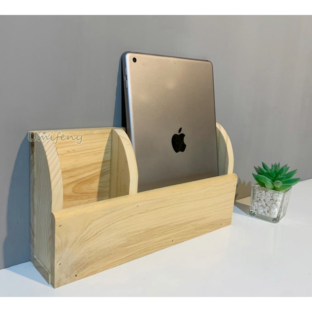 Rak Remot Kayu Gantung Minimalis / Rak Hp Tablet Tempel Dinding Kayu Jati Belanda 2 Slot 2in1