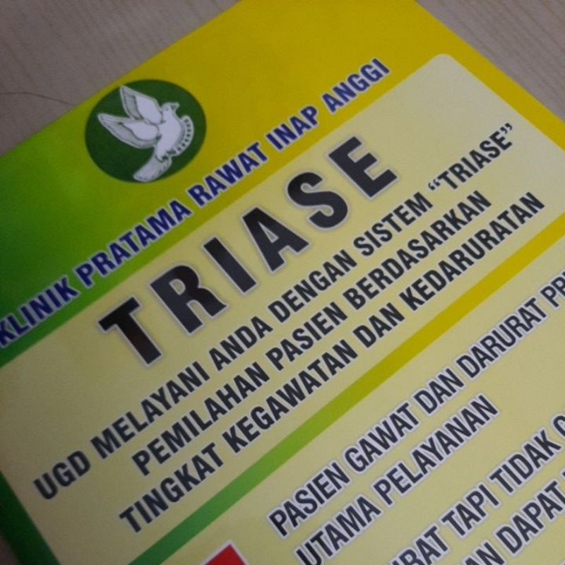

Stiker Triase Custom Logo