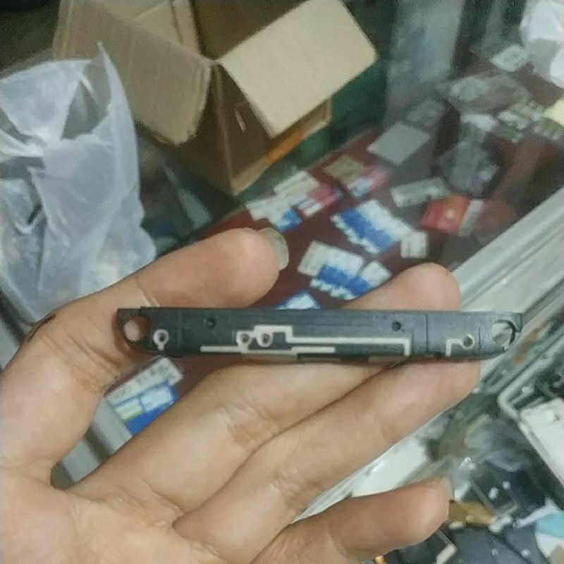 penutup bekas Samsung j7 prime