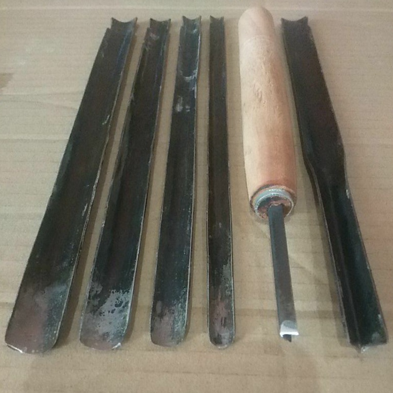 

KODE F65Q Pahat tatah ukir pelengkap