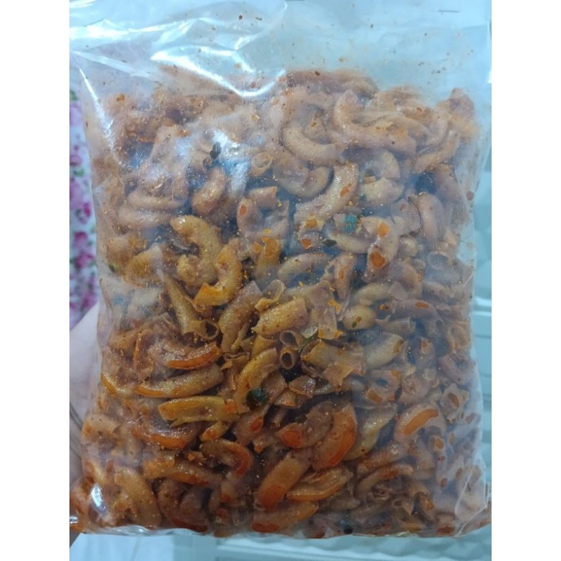 

Makaroni pedas daun jeruk
