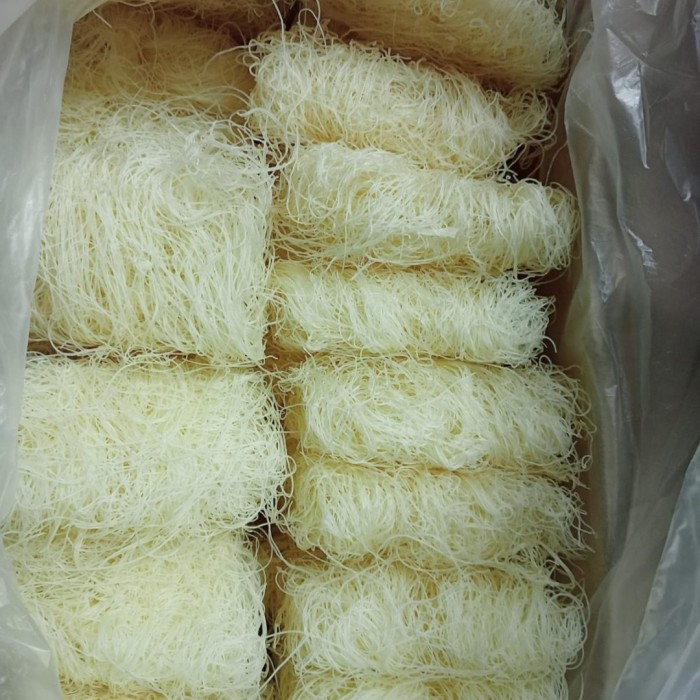 

1 Kg Bihun Jagung Cap Pohon Aren ( Isi 13 Pcs )
